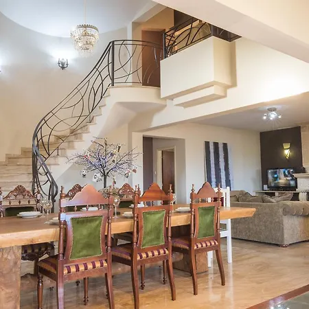 Вілла Sunshine Luxury House *