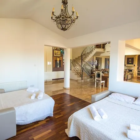 Sunshine Luxury House