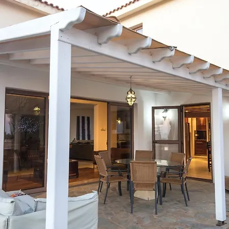 Вілла Sunshine Luxury House *