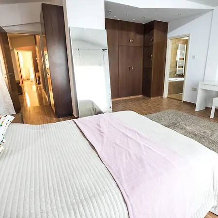 Sunshine Luxury House *
